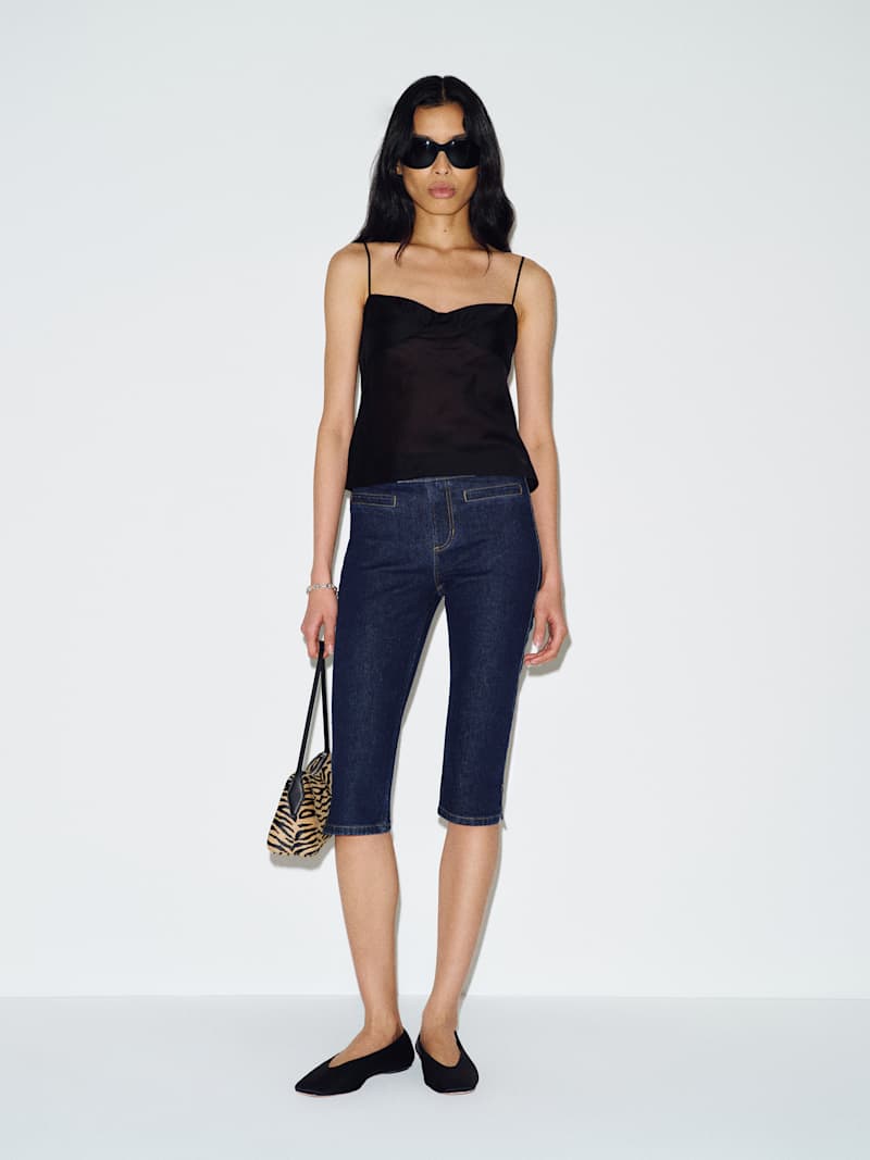 Zoee Stretch Mid Rise Capri Jeans