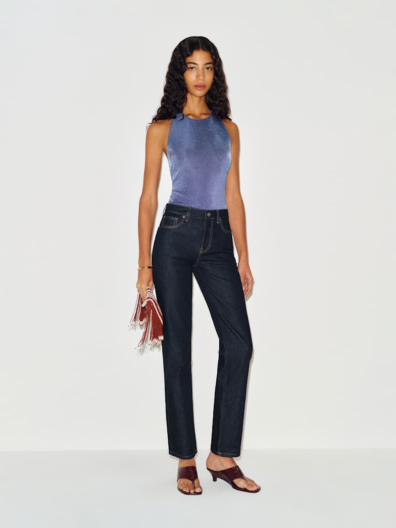 Leda Mid Rise Straight Short Jeans