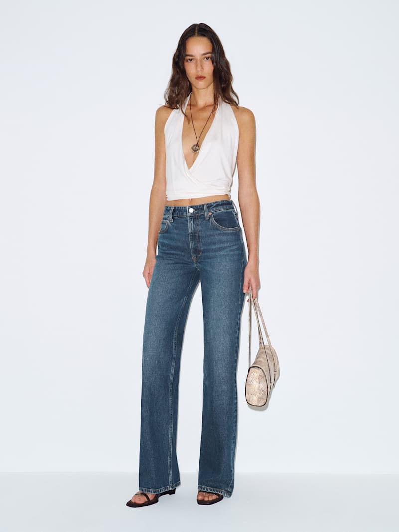 Hunter Stretch Mid Rise Wide Leg Short Jeans